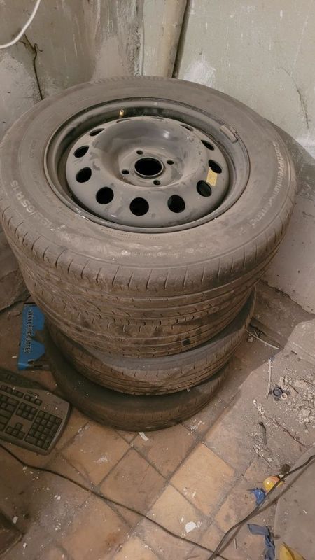 4та 15 диска балон кобалт нексия Ласеттига тушади калпаги хам бор.. 4та 15 диска балон кобалт нексия Ласеттига тушади калпаги хам бор..