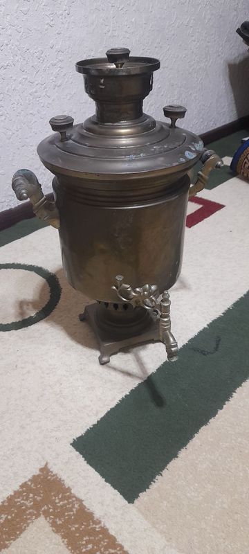 Самовар латунный