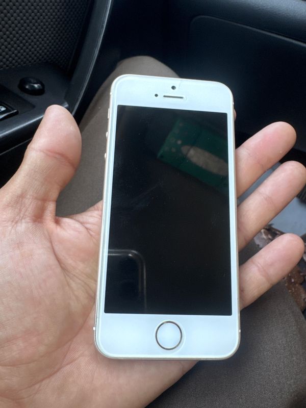 Iphone 5se sotiladi Iphone 5se sotiladi