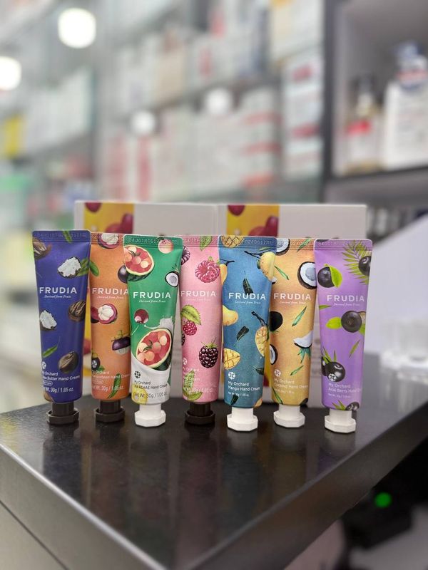 Frudia Squeeze Therapy Hand Cream — Крем для рук с экстрактами фруктов Frudia Squeeze Therapy Hand Cream — Крем для рук с экстрактами фруктов