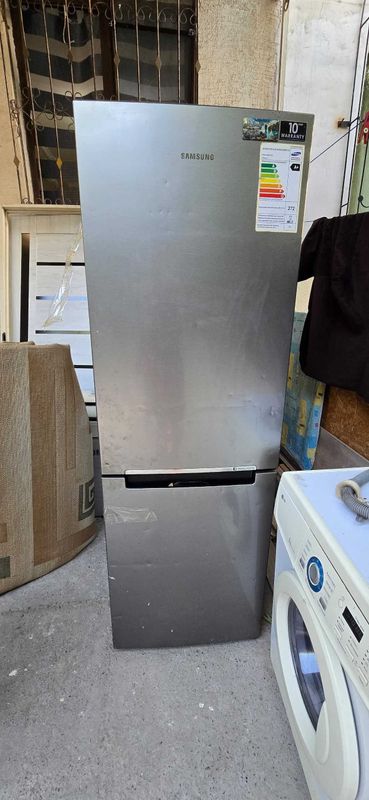 Холодильник продам Холодильник продам