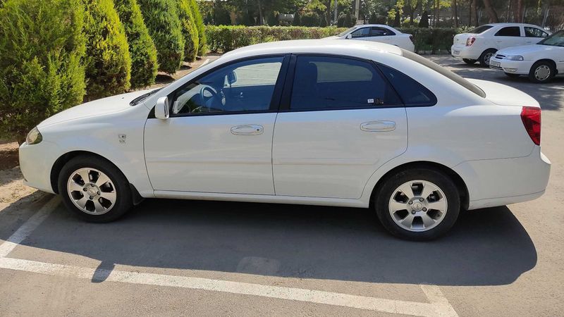 Chevrolet Gentra, 1 позиция Chevrolet Gentra, 1 позиция