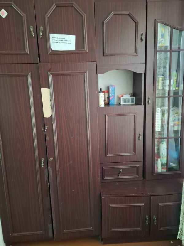 Mebel sotiladi b/u