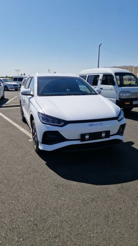 Byd e2 luxury 2024 Byd e2 luxury 2024