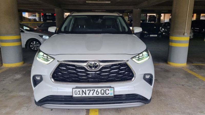 Toyota Highlander 2.5L Hybrid 4WD Euro 6 (2024-yilgi model)