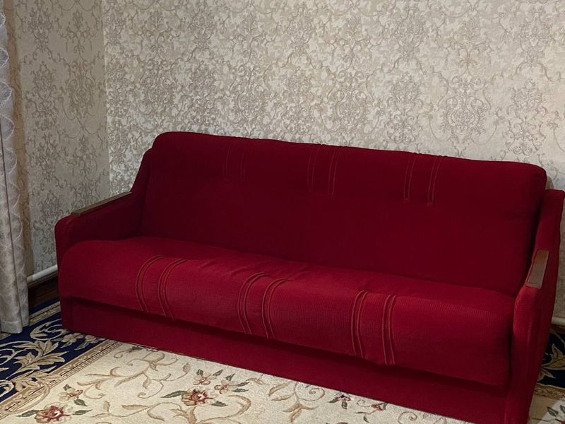 Divan Sotiladi! Bonusga 2 ta kreslosi bilan!i