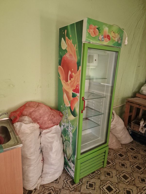 Холодильник сотилади срочна келишилган холда ишлашига гап йок вашше Холодильник сотилади срочна келишилган холда ишлашига гап йок вашше