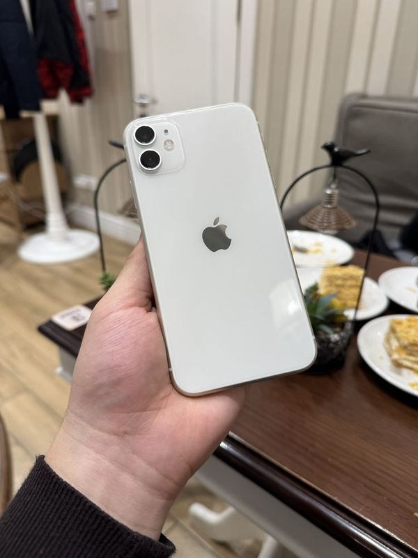 iPhone 11 White ideal America 64gb 70%Radnoy !