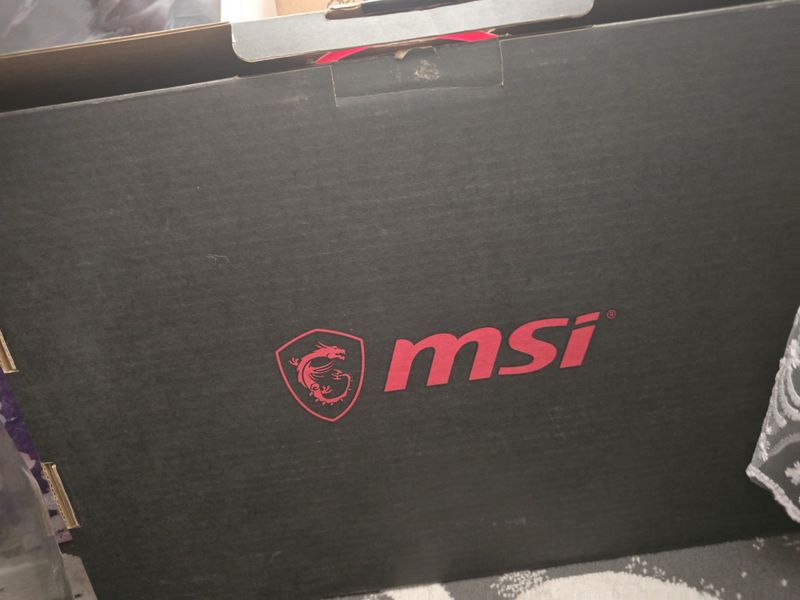 Игровой ноутбук msi gl73 Игровой ноутбук msi gl73
