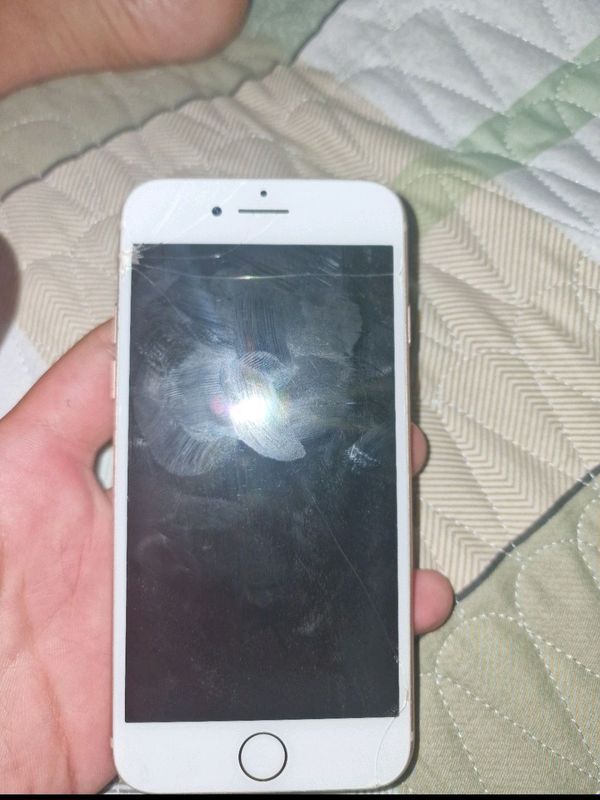 iPhone 8 iPhone 8