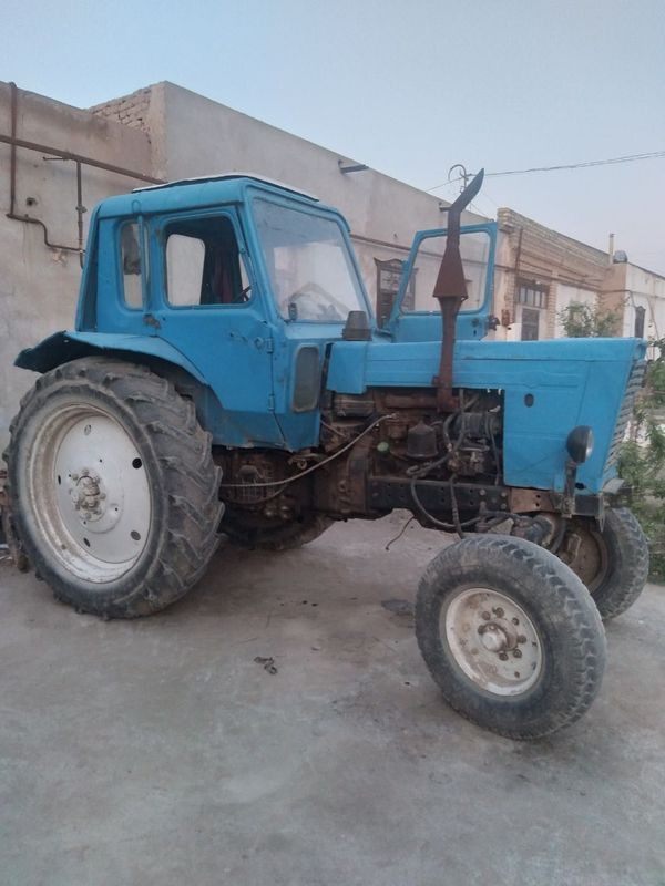 Mtz 80 tiraktir sotiladi xamma narsasi bilan xamma sog ish tayor Mtz 80 tiraktir sotiladi xamma narsasi bilan xamma sog ish tayor