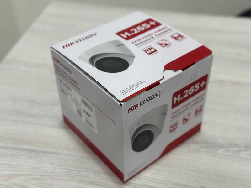 Камера видеонаблюдения Hikvision DS-2CD1323G0-IUF