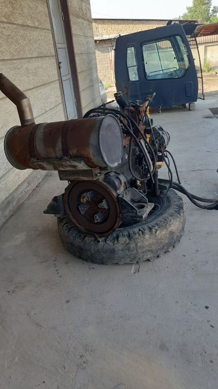 Hyundai Ekskavator матор Hyundai Ekskavator матор