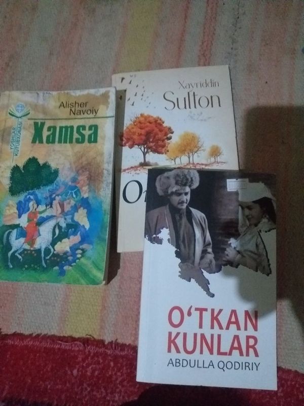 Asar kitoblar sotiladi