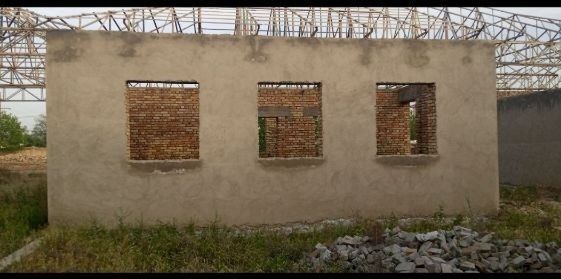 Курилиши тугалланмаган ховли сотилади