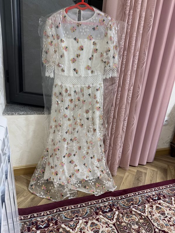 Платье Платье