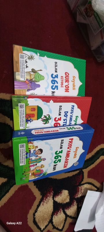 Paygambarimiz bilan 365kun kitob nabori.