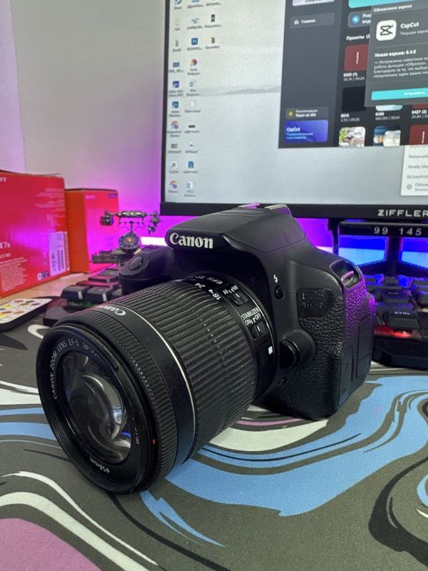 Canon Eos 700D sotiladi