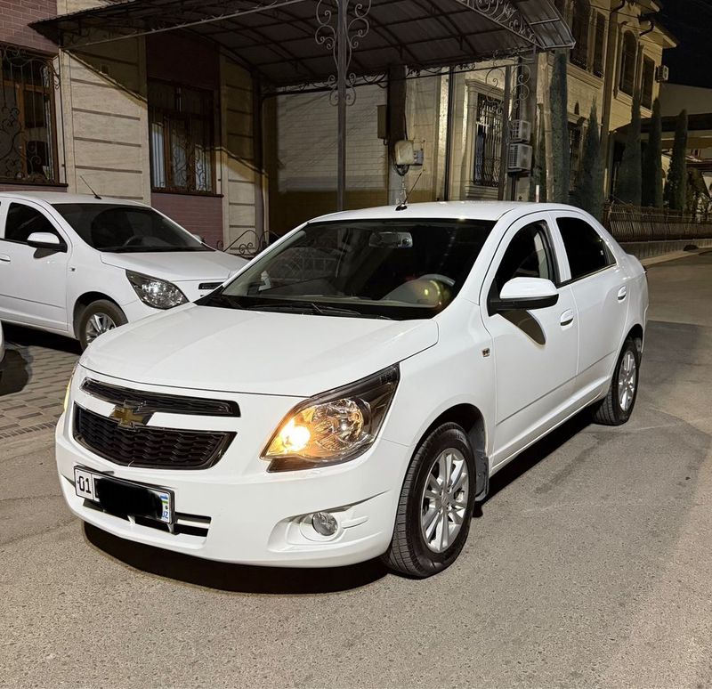 Chevrolet Cobalt 4-Pozitsa avtamat Chevrolet Cobalt 4-Pozitsa avtamat