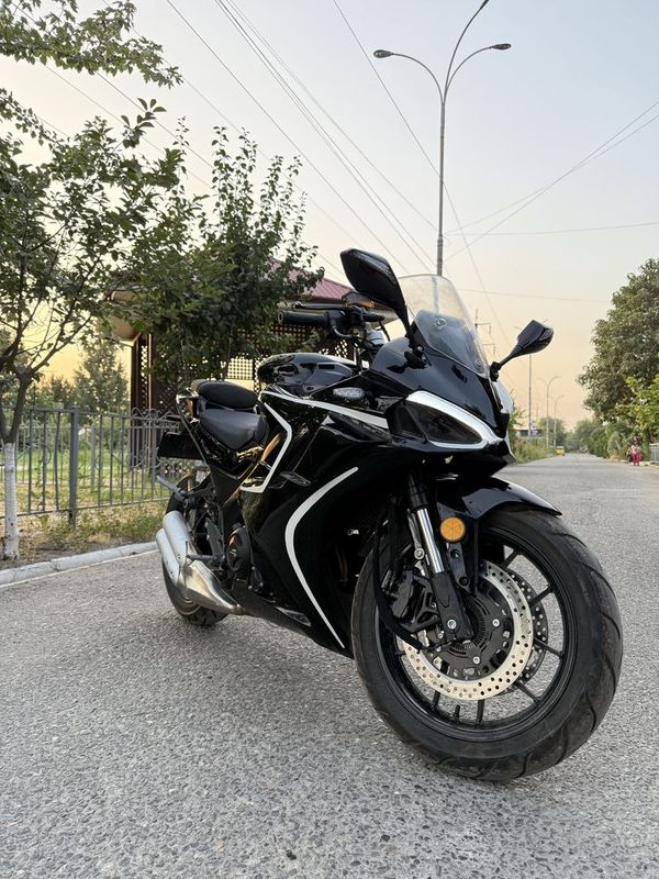 DK400 Ducasu