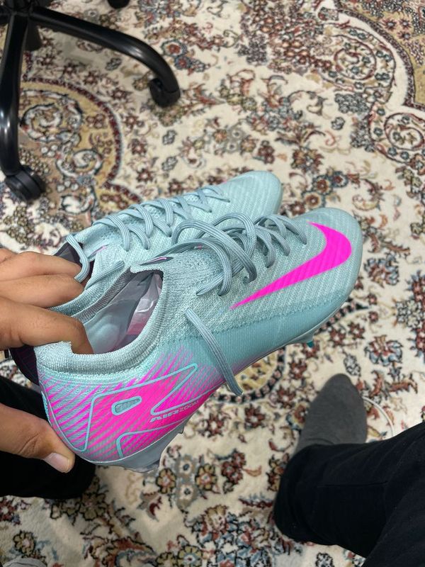 Nike butsi tishli zor kachestvasi Nike butsi tishli zor kachestvasi