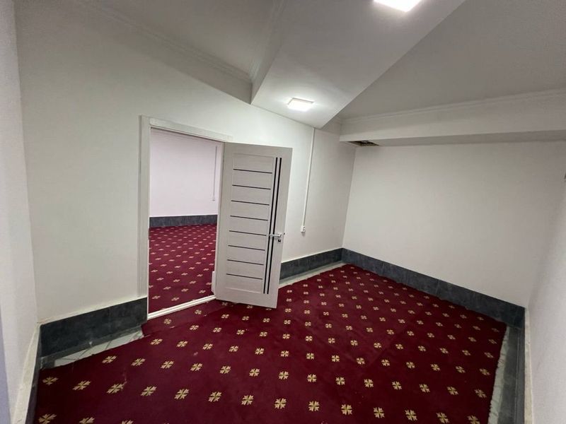 Аренда под офис 1 минут от метро Шахристан 30м2