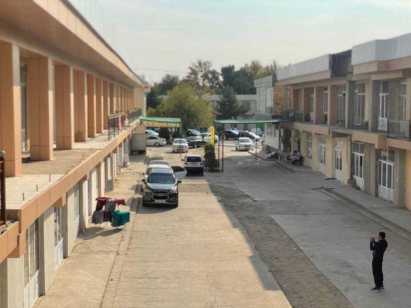 Сотувга қўйилган савдо дўкони Сотувга қўйилган савдо дўкони