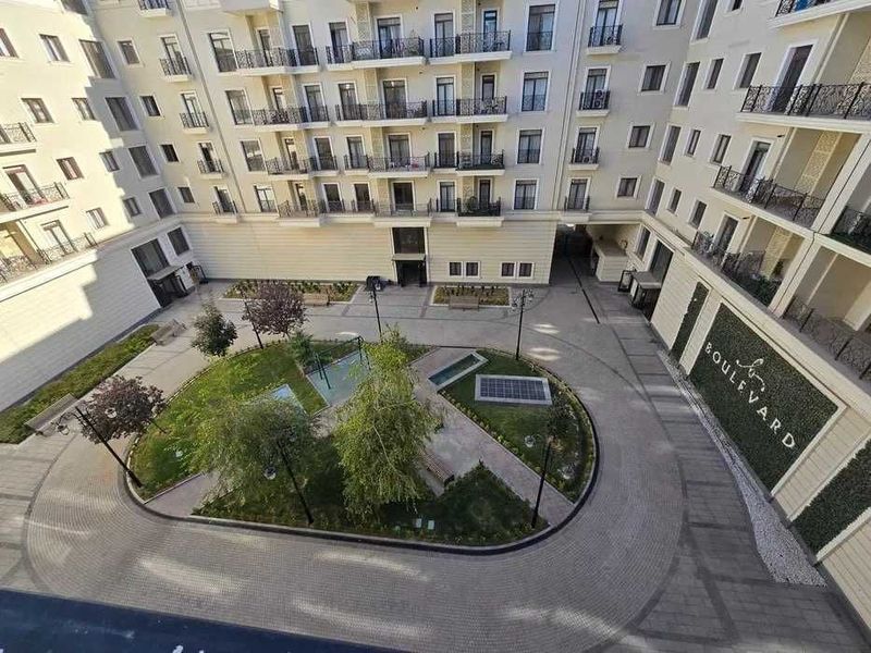 СРОЧНО!! Ташкент сити Boulevard 2х ком Элитная. Сдается 985*