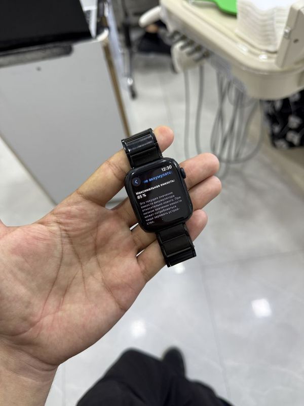Apple watch 7 45MM Apple watch 7 45MM