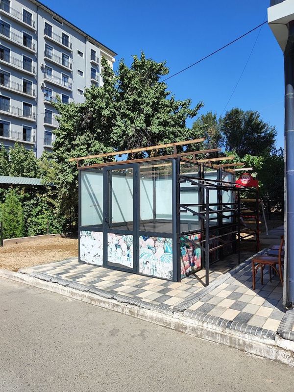 Butka sotiladi 2.5metr enga 3 metr uzunligi Butka sotiladi 2.5metr enga 3 metr uzunligi