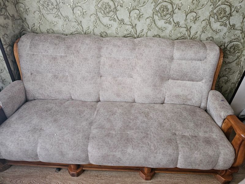 продам диван и 2кресло. из ореха продам диван и 2кресло. из ореха