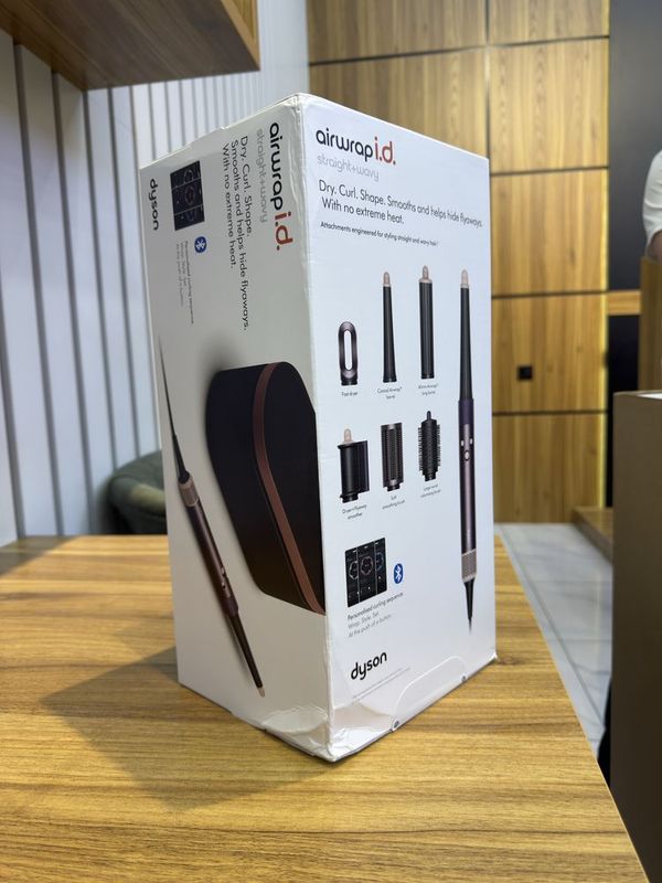 Dyson airwrap i.d. Straight + wavy HS 08 Jasper Plum