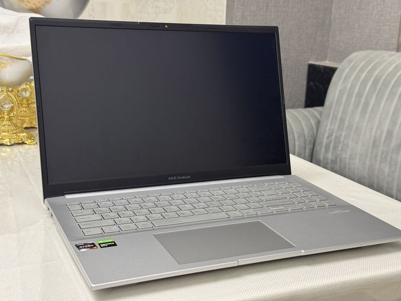 Asus Vivobook pro 15 RYZEN 7 5800HS with radeon graphics GTX 1650 Asus Vivobook pro 15 RYZEN 7 5800HS with radeon graphics GTX 1650