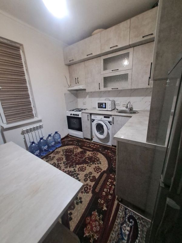 Яшнобод олмос махалла ижарага 350$ Яшнобод олмос махалла ижарага 350$