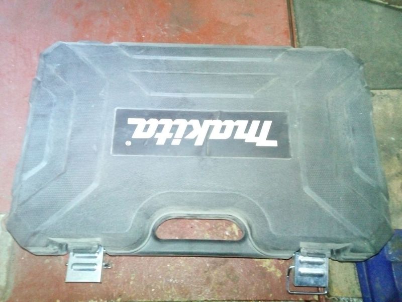 Перфоратор Makita