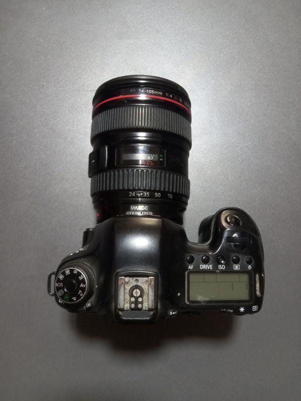 Canon 6 D sotiladi xolati Yaxshi