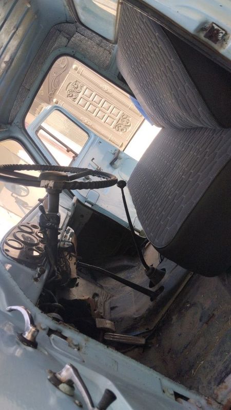 Gaz 52 sotiladi srochno