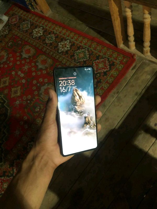 Redmi not 13 pro 8+8 256 lik kar dök full Redmi not 13 pro 8+8 256 lik kar dök full