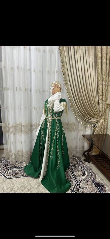 Ансамбль платье на келин салом Ансамбль платье на келин салом