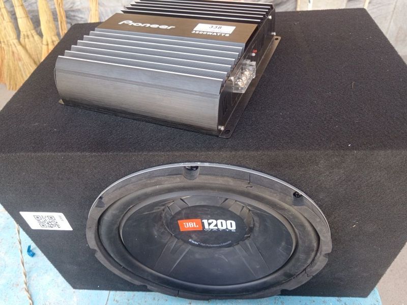 Усилок 2 кан. Буфер JBL Усилок 2 кан. Буфер JBL