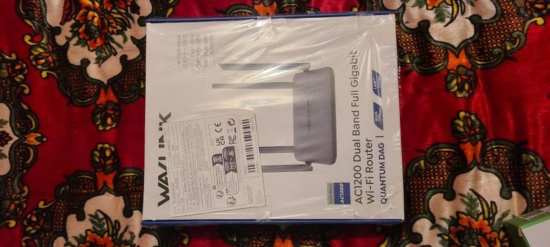 Wifi roter Wavlink yahshu wifi simsiz tolqin ushoradi Wifi roter Wavlink yahshu wifi simsiz tolqin ushoradi