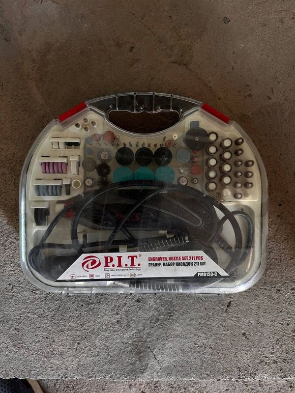 Гравер P.I.T в отличном состоянии Гравер P.I.T в отличном состоянии