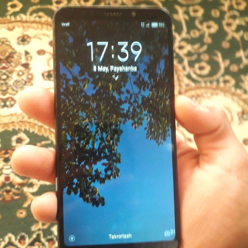 sotiladi redmi 5 plus sotiladi redmi 5 plus
