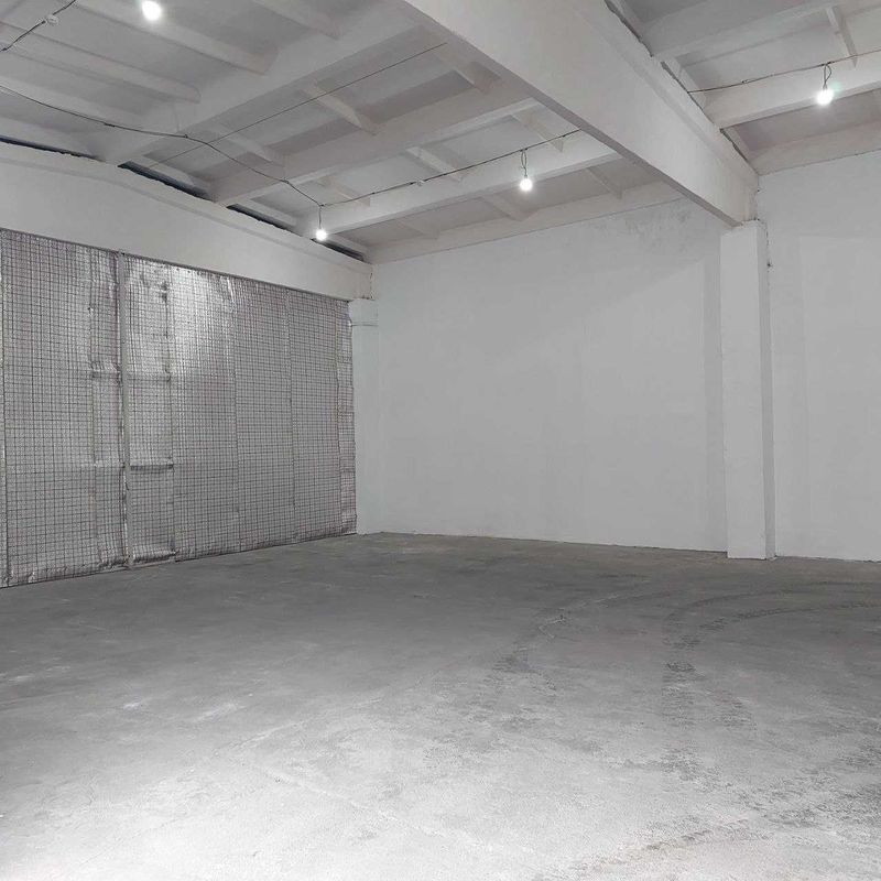 Arenda sklad 284 m2 Arenda sklad 284 m2