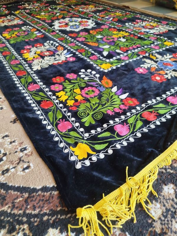 Qora duhobali PALE kamplekt Qora duhobali PALE kamplekt