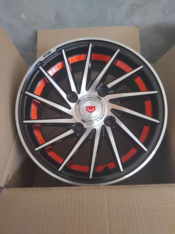 R-13 Vossen Redlayn диска. R-13 Vossen Redlayn диска.