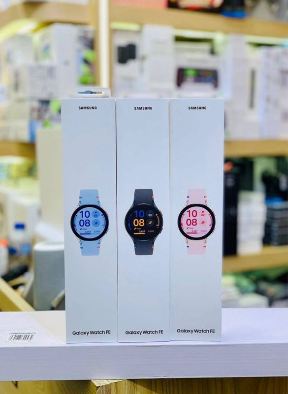 Новый! Samsung Galaxy Watch FE Бесплатная доставка!