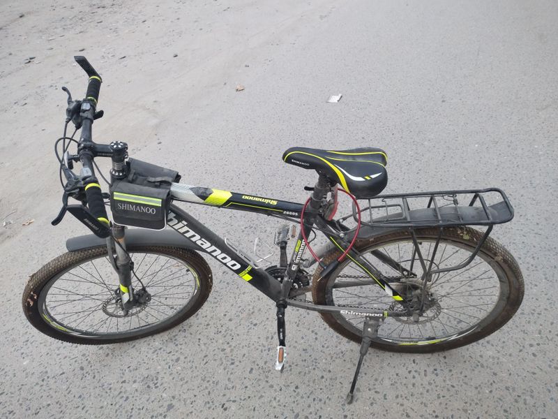 Velosiped Sotiladi. Yangi saqlangan. Продам велосипед.
