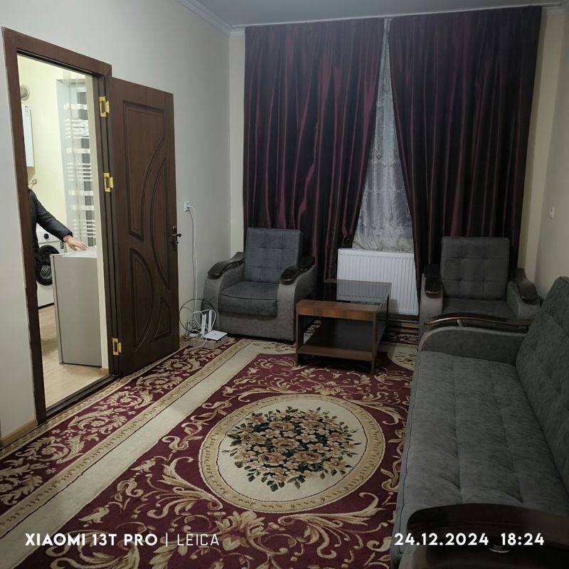 Сергили 3 а 1 хона 300$ аккуратный инсонларга берилади Сергили 3 а 1 хона 300$ аккуратный инсонларга берилади
