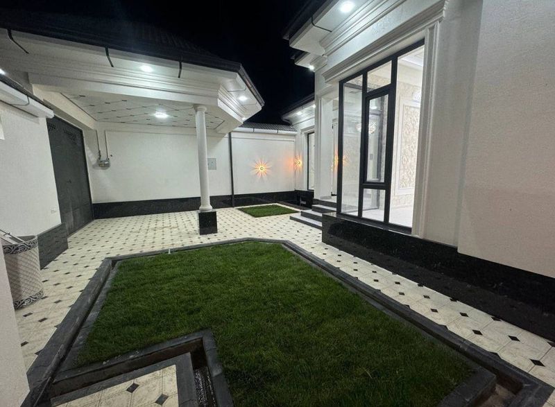 Продаётся евро дом Учкахрамон 2,2 сотки Продаётся евро дом Учкахрамон 2,2 сотки